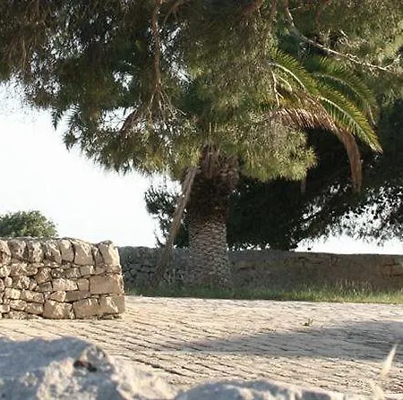 Torre Del Mare בית הארחה איספיקה
